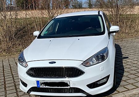Ford Focus 1,0 EcoBoost 74kW Business Business