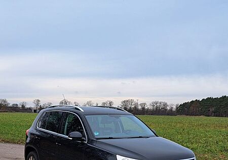 VW Tiguan Volkswagen 2.0 TDI 4MOTION Trend & Fun Trend & Fun