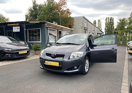 Toyota Auris Klimaauto. AllWetterReifen TÜV