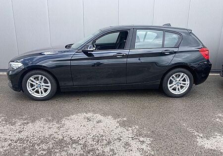 BMW 118iA *PDC*ALU*SITZHEIZUNG*MULTI*Navi