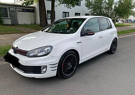 VW Golf Volkswagen 2.0 TSI DSG GTI GTI
