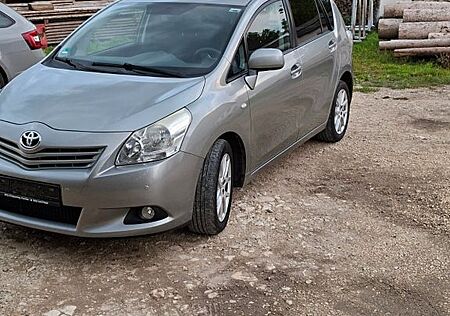 Toyota Verso 1.8l