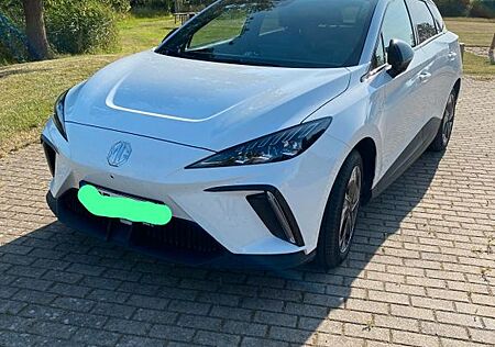 MG MG4 EV 64 kWh Luxury Luxury