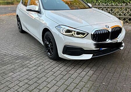 BMW 116i - Top Zustand - Scheckheft -Service neu