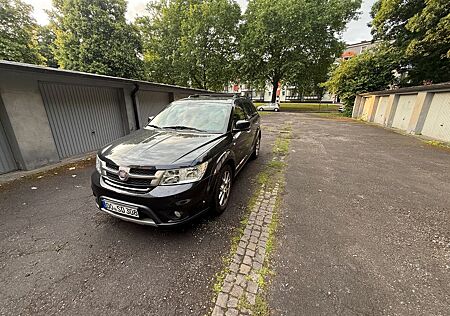 Fiat Freemont 2.0 16V Multijet Automatik Allrad L...