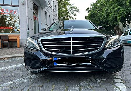 Mercedes-Benz C 220 d 4MATIC T AVANTGARDE Autom. AVANTGARDE