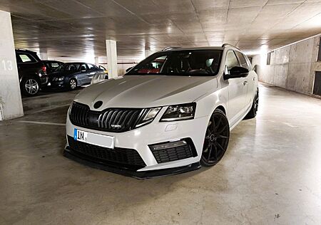 Skoda Octavia 2.0 TSI RS Combi RS