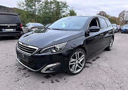 Peugeot 308 SW Allure Leder*Panorama*Navi*R Kamera*