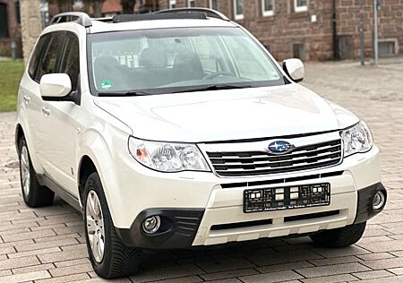 Subaru Forester 2.0 Panorama Dach AHK. 4X4 Allrad
