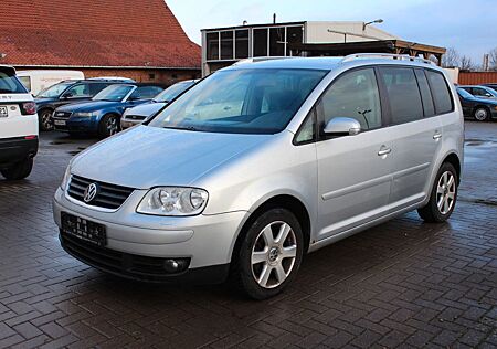 VW Touran Volkswagen Highline 5-Sitzer