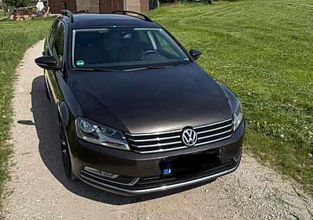 VW Passat Variant Volkswagen 2.0 TDI Trendline BMotion Tec...