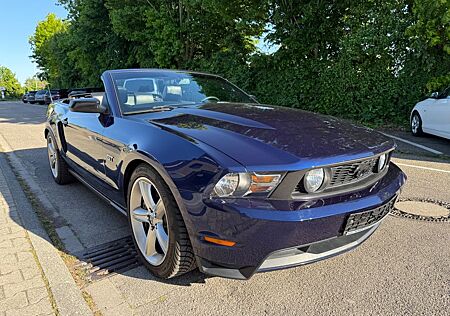 Ford Mustang V8 GT Cabrio