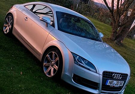 Audi TT Coupe 2.0 TFSI volle Historie vorhanden