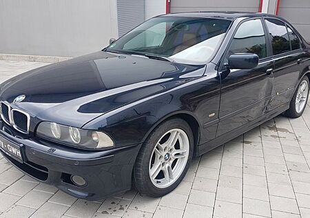 BMW 520i Exclusive