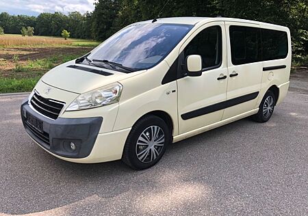 Peugeot Expert Tepee L2H1 Allure Automatik 8 Sitzer Taxi