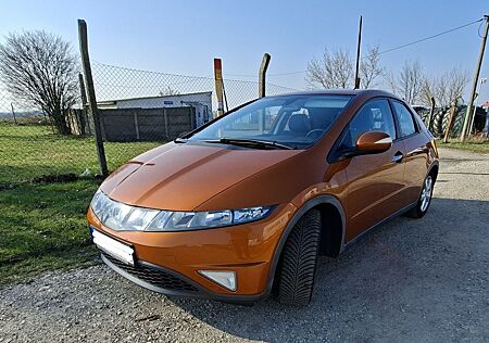 Honda Civic 1.4 Sport - wenig KM, Zustand top, 1.Hand