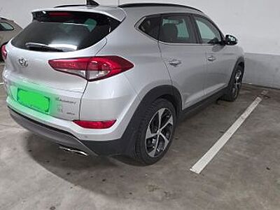 Hyundai TUCSON 2.0 CRDi 136kW Style 4WD Automatik Style