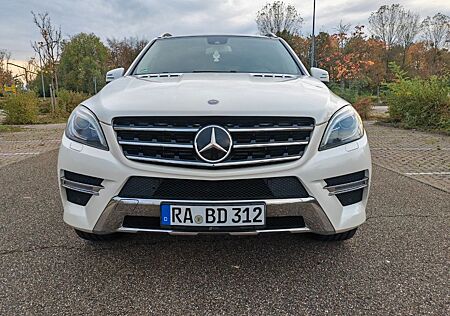 Mercedes-Benz ML 350 BlueTEC 4MATIC -Harmann,Luft, Stndhz, AHK