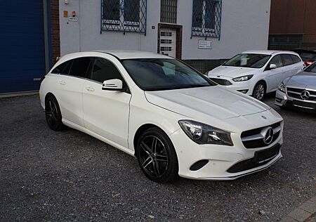 Mercedes-Benz CLA 220 CLA 220CDI Shooting Brake,Comand,Sportsitze,2.Hd
