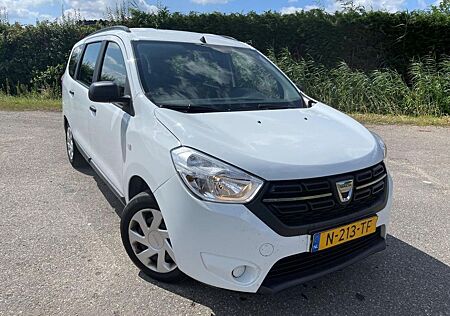 Dacia Lodgy 1.3 TCe Essential - 7 ZITTER - NED AUTO -