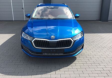 Skoda Octavia Combi First Edition.KLIMA.NAVI.117TKM