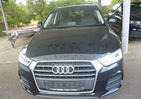 Audi Q3 NAVI Paket, el. Heckklappe, Xenon plus