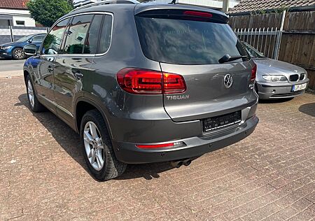 VW Tiguan Volkswagen Lounge Sport & Style BMT