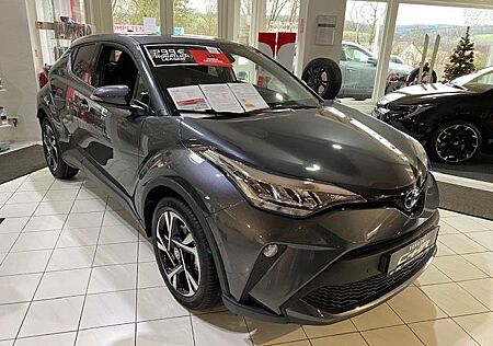 Toyota C-HR 2.0 Hybrid Team Deutschland (AX1)