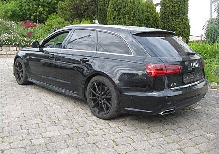 Audi A6 Avant 3.0 TDi,Quattro,S-Line,,COMAND-Navi,AHK
