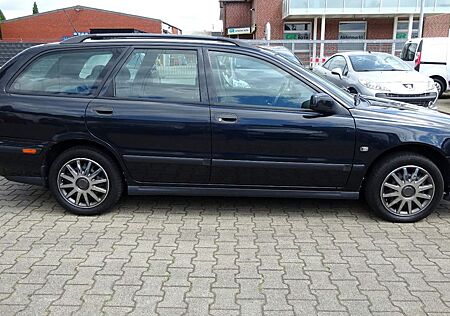 Volvo V40 1.8 Klima TÜV neu