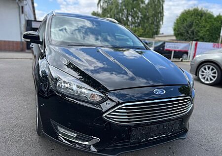 Ford Focus Turnier Titanium Navi