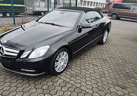 Mercedes-Benz E 220 E -Klasse Cabrio CDI BlueEfficiency