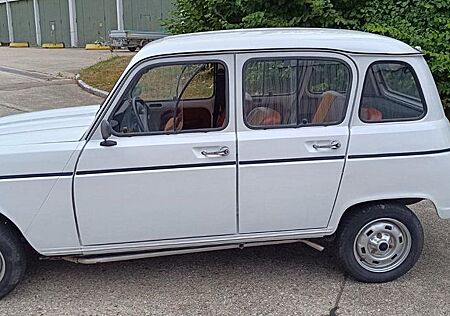 Renault R 4