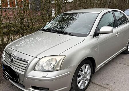 Toyota Avensis 1.8 VVT-i - T25