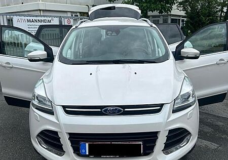 Ford Kuga 2,0 TDCi 4x4 110kW Titanium PowerShift ...