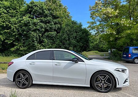 Mercedes-Benz A 250 4MATIC Advanced DCT Advanced