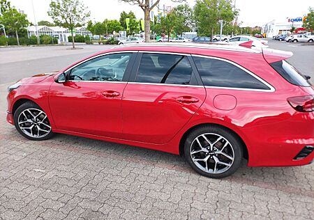 Kia Ceed Sportswagon 1,5 T-GDI DCT Platinum