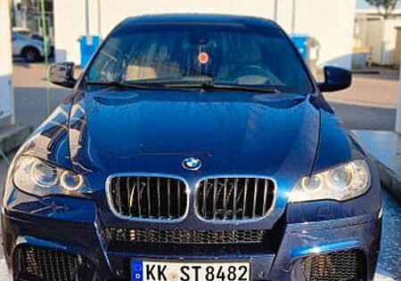 BMW X6 M X6M 5 sitzer Voll Voll Voll Keyless Go Massage