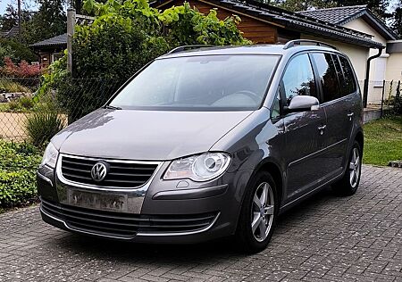 VW Touran Volkswagen 1.6 United 7-Sitzer