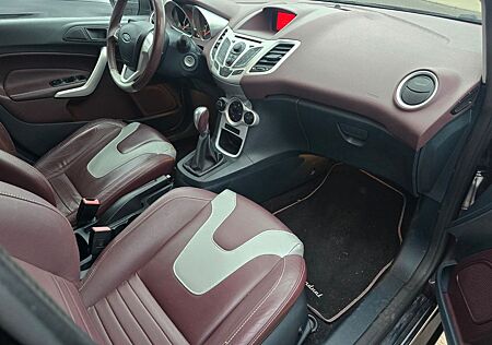 Ford Fiesta Titanium TÜV NEU//VOLLLEDER//KLIMAAUTOMAT
