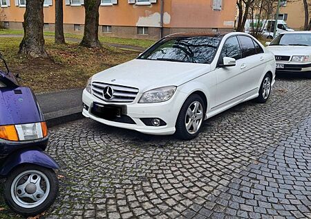 Mercedes-Benz C 250 CGI BlueEFFICIENCY Autom. -