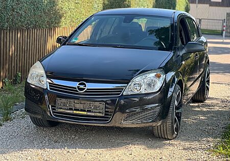 Opel Astra 1.6 Ecotec Sport/GTC/Klima/PDC/