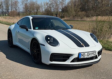 Porsche 992 GTS/Leichtbau Paket+Carbon Dach+PDCC Fahrwer
