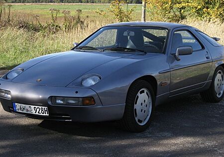 Porsche 928 S4 Auto