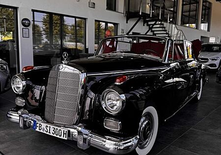 Mercedes-Benz 300 300d Adenauer Cabrio