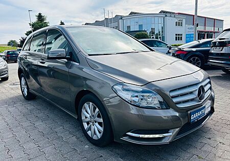 Mercedes-Benz B 200 + Automatik+2xPDC+SHZ+Navi+Klimaanlage+