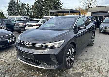 VW ID.4 Volkswagen Pro Performance 150 kW 1st /ACC/AHK/LANE/