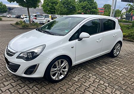 Opel Corsa 1.4 NAVI - Klima - neuer TÜV - Gepflegt