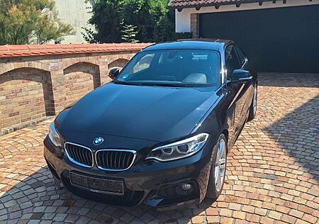 BMW 220i Coupé M Sport M Sport