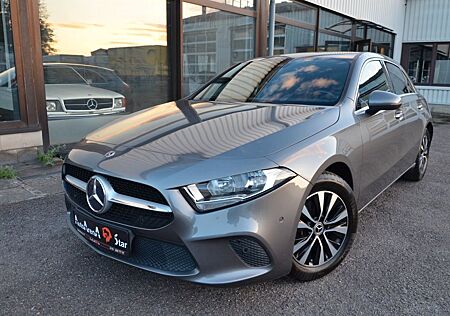 Mercedes-Benz A 200,Alu,Klima,Nav,T-Leder,PDC,Shz,Tel,Progrsiv
